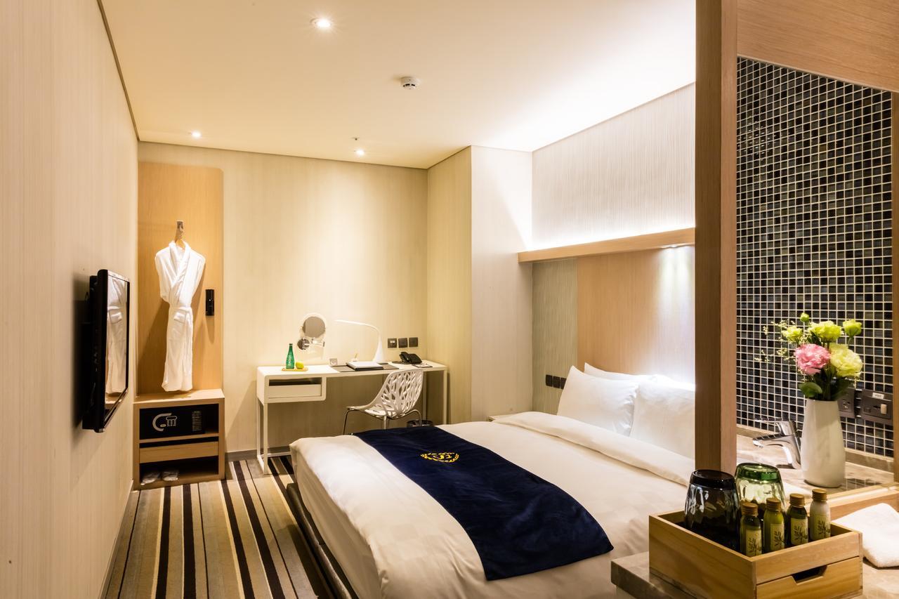 Taipei 101 Sparkle Hotel Bagian luar foto